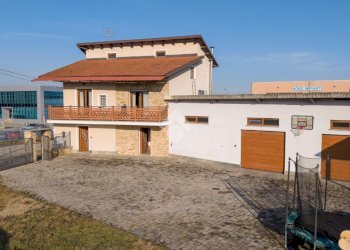 Independent house Via Busca, Costigliole Saluzzo - photo 1