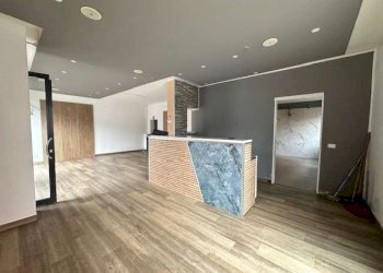 Shop Modena (neighborhood San Faustino) - photo 4