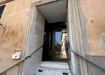 Three-room apartment Genova (neighborhood Sampierdarena) - photo 3