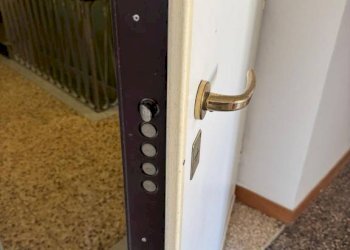 Three-room apartment Genova (neighborhood Sampierdarena) - photo 4