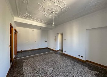 Three-room apartment Genova (neighborhood Sampierdarena) - photo 14