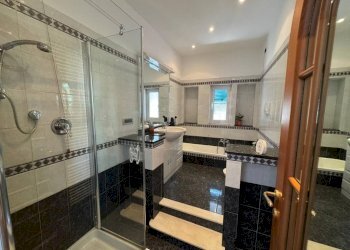 Three-room apartment Genova (neighborhood Sampierdarena) - photo 16