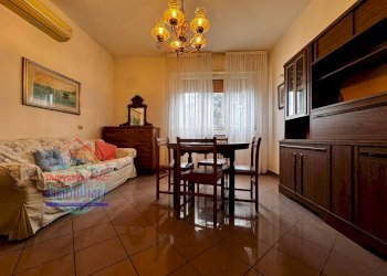 Foto 1 - Quadrilocale VIA XXV APRILE 1945
 
3, Galliera - foto 1