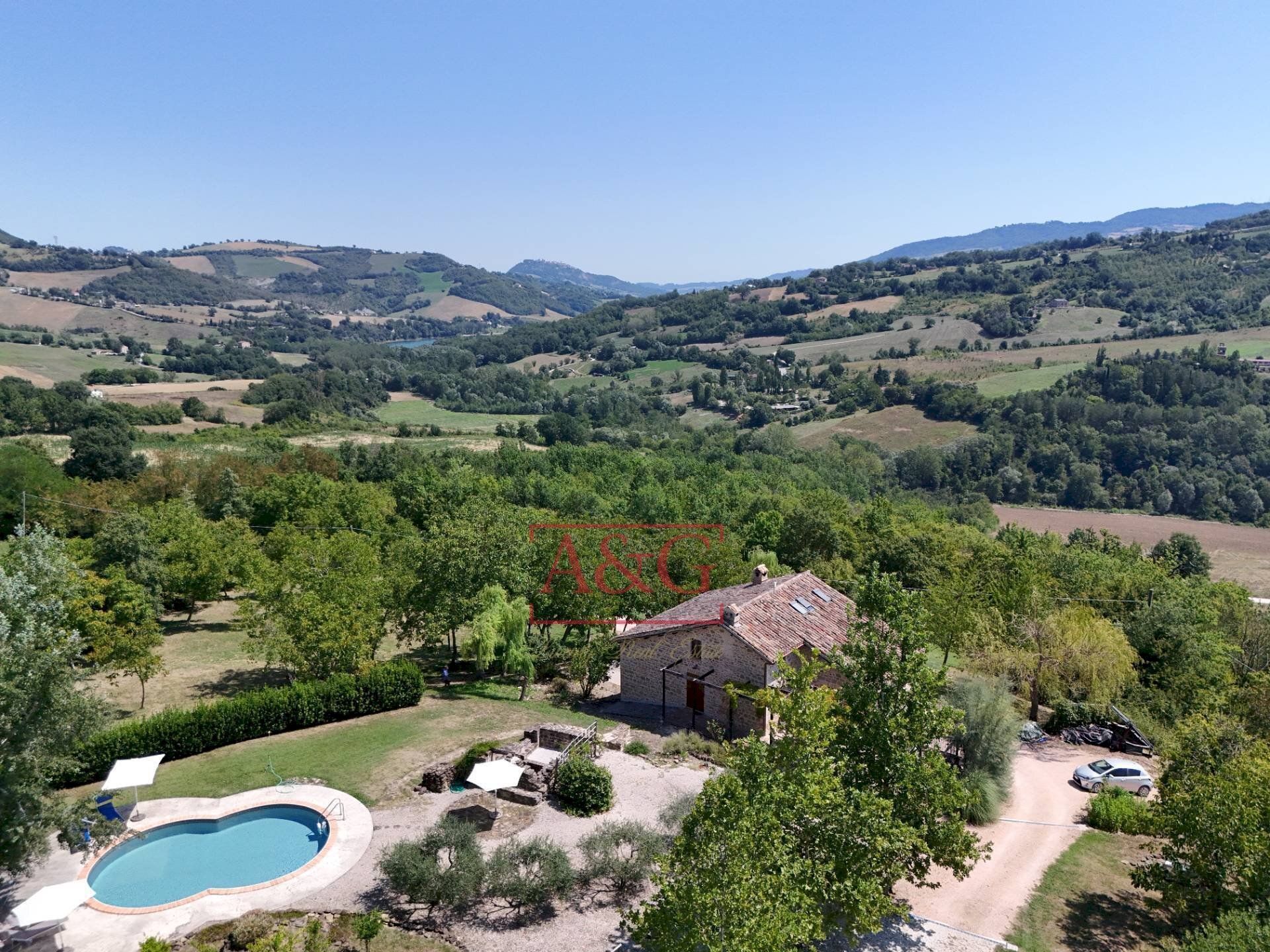 Foto 3 - Rustic VILLA CACCIANEBBIA, Amandola - photo 3