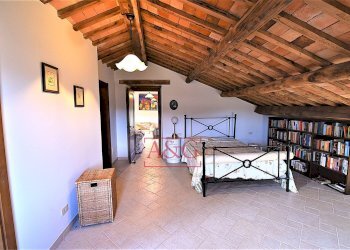 Foto 53 - Rustic VILLA CACCIANEBBIA, Amandola - photo 53