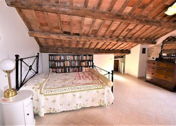 Foto 54 - Rustic VILLA CACCIANEBBIA, Amandola - photo 54