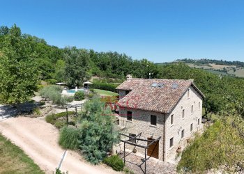 Foto 79 - Rustic VILLA CACCIANEBBIA, Amandola - photo 79