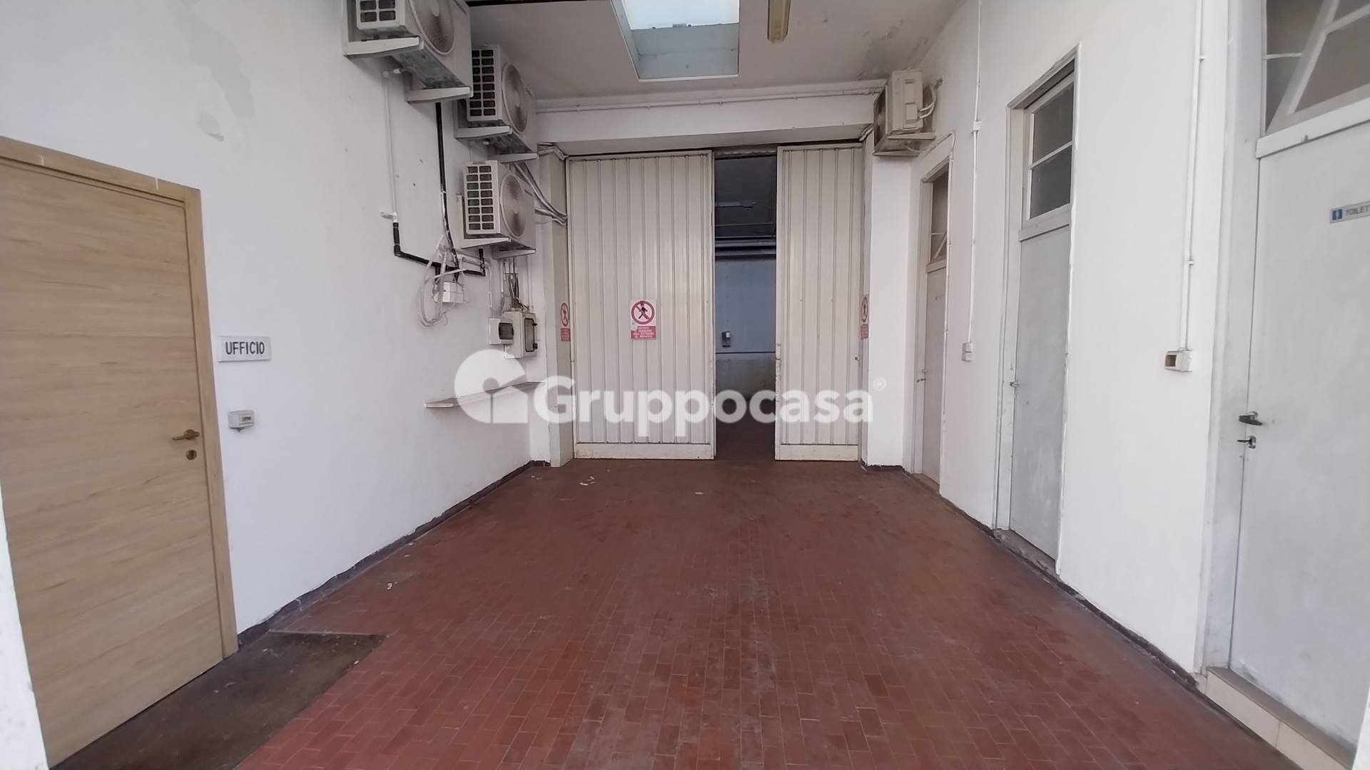 Foto 3 - Capannone Via Milano
 
226, Magenta - foto 3