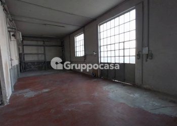 Foto 16 - Capannone Via Milano
 
226, Magenta - foto 16