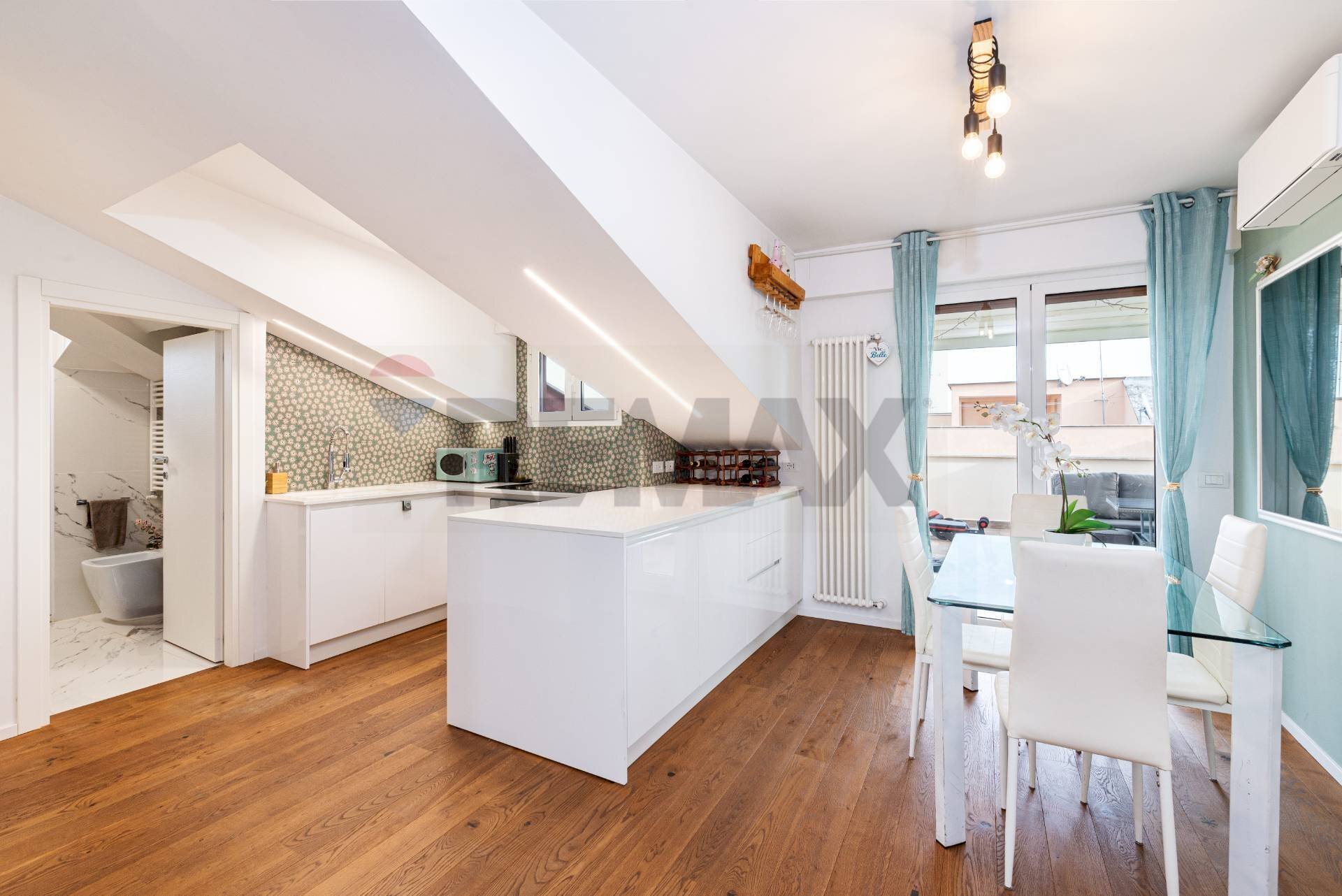 Cucina - Attico Via Mariano D'amelio
 
43, Roma - foto 1