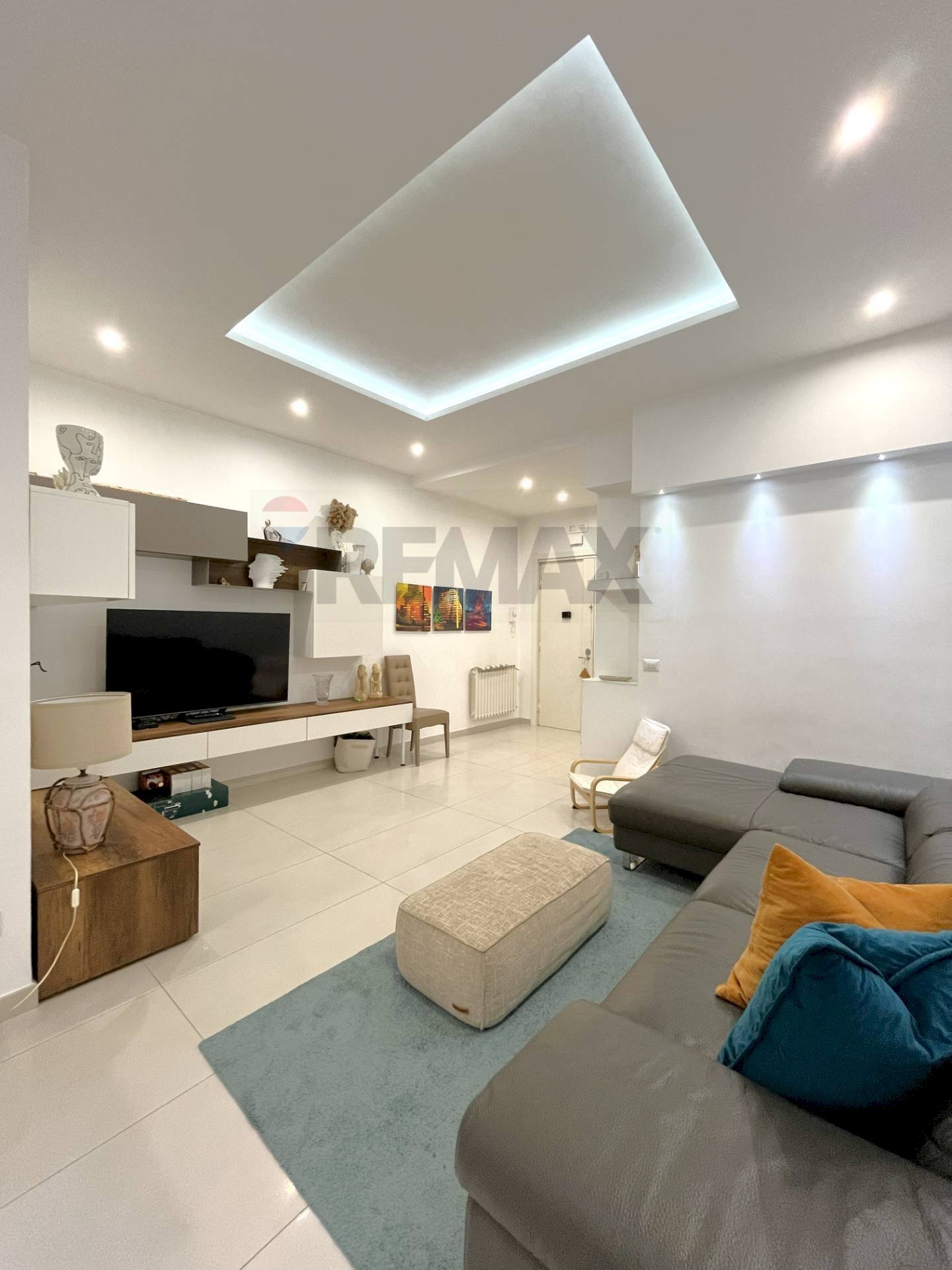 Soggiorno - Trilocale Via Nuovo San Rocco
 
95, Napoli - foto 2