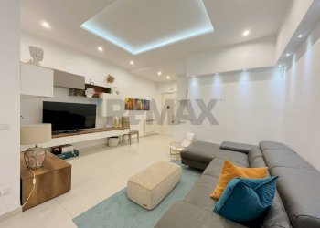 Soggiorno - Trilocale Via Nuovo San Rocco
 
95, Napoli - foto 1