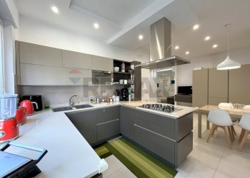 Cucina - Trilocale Via Nuovo San Rocco
 
95, Napoli - foto 8