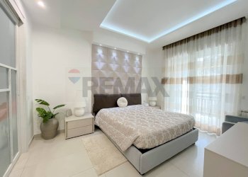 Camera / camera da letto - Trilocale Via Nuovo San Rocco
 
95, Napoli - foto 12