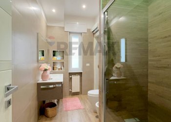 Bagno - Trilocale Via Nuovo San Rocco
 
95, Napoli - foto 14