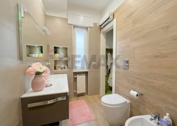 Bagno - Trilocale Via Nuovo San Rocco
 
95, Napoli - foto 15