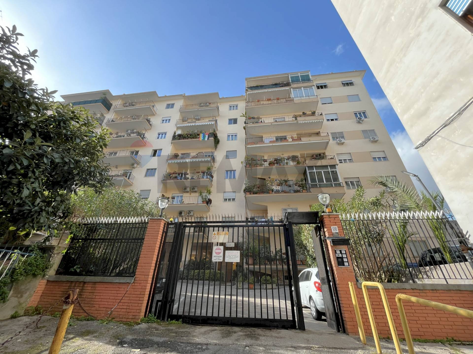 Edificio all\'aperto - Quadrilocale Vico Acitillo
 
120E, Napoli - foto 1