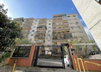 Edificio all\'aperto - Quadrilocale Vico Acitillo
 
120E, Napoli - foto 1