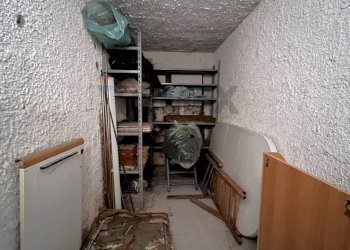 Dispensa di stoccaggio - Quadrilocale Vico Acitillo
 
120E, Napoli - foto 27