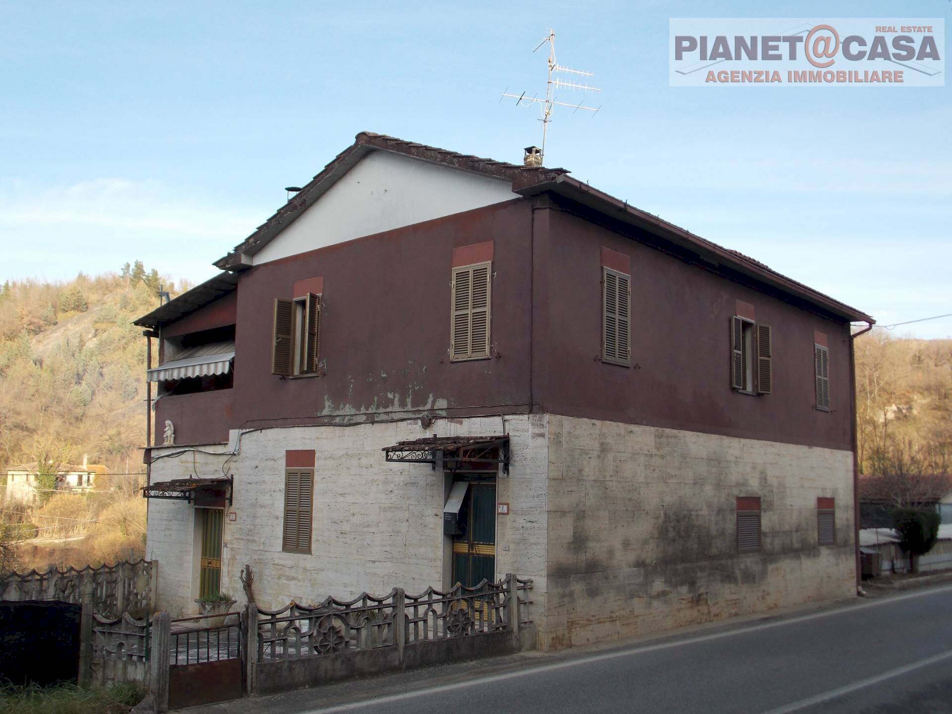 Foto 1 - Casa indipendente Via Picena Inferiore, Roccafluvione - foto 1