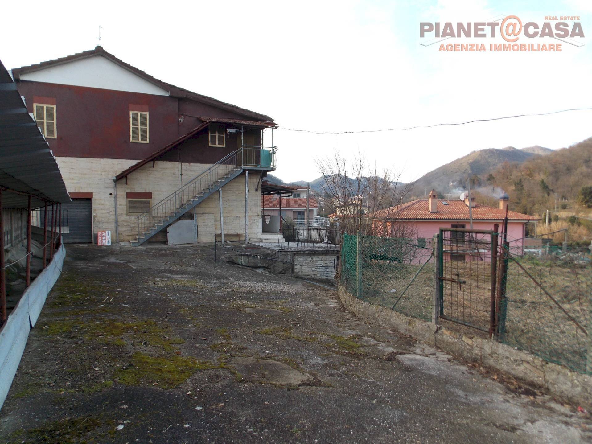 Foto 3 - Casa indipendente Via Picena Inferiore, Roccafluvione - foto 3