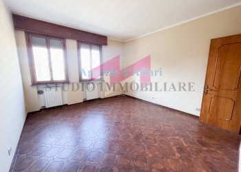 Foto 3 - Appartamento piazza della repubblica
 
28, Castelmassa - foto 3