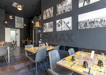 Sala da pranzo - Locale Commerciale Piazza Vincenzo Bellini
 
22, Caltagirone - foto 22