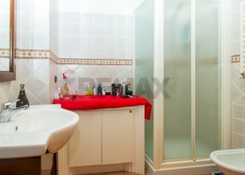Bagno - Casa semi indipendente Via Alcide De Gasperi
 
26, Pedara - foto 33