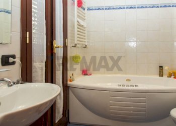 Bagno - Casa semi indipendente Via Alcide De Gasperi
 
26, Pedara - foto 36
