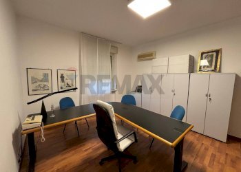 Ufficio - Appartamento VIALE PRINCIPE UMBERTO
 
23, Caltagirone - foto 16