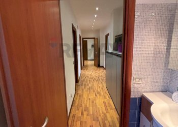 Hall / corridoio - Appartamento VIALE PRINCIPE UMBERTO
 
23, Caltagirone - foto 17