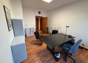 Ufficio - Appartamento VIALE PRINCIPE UMBERTO
 
23, Caltagirone - foto 23