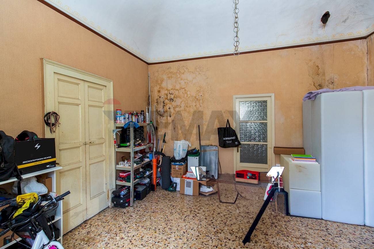 Camera / camera da letto - Casa indipendente Via Lucio Pulvirenti
 
17, Aci Sant'Antonio - foto 3