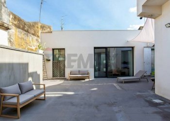 Terrazza - Casa indipendente Via Lucio Pulvirenti
 
17, Aci Sant'Antonio - foto 1