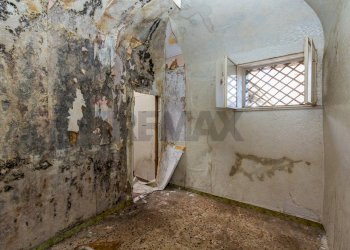 Stanza vuota - Casa indipendente Via Lucio Pulvirenti
 
17, Aci Sant'Antonio - foto 16