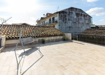 Terrazza - Casa indipendente Via Lucio Pulvirenti
 
17, Aci Sant'Antonio - foto 30