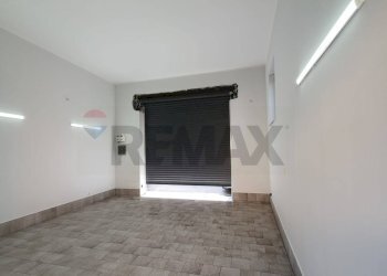 Stanza vuota - Casa indipendente Via Lucio Pulvirenti
 
17, Aci Sant'Antonio - foto 49