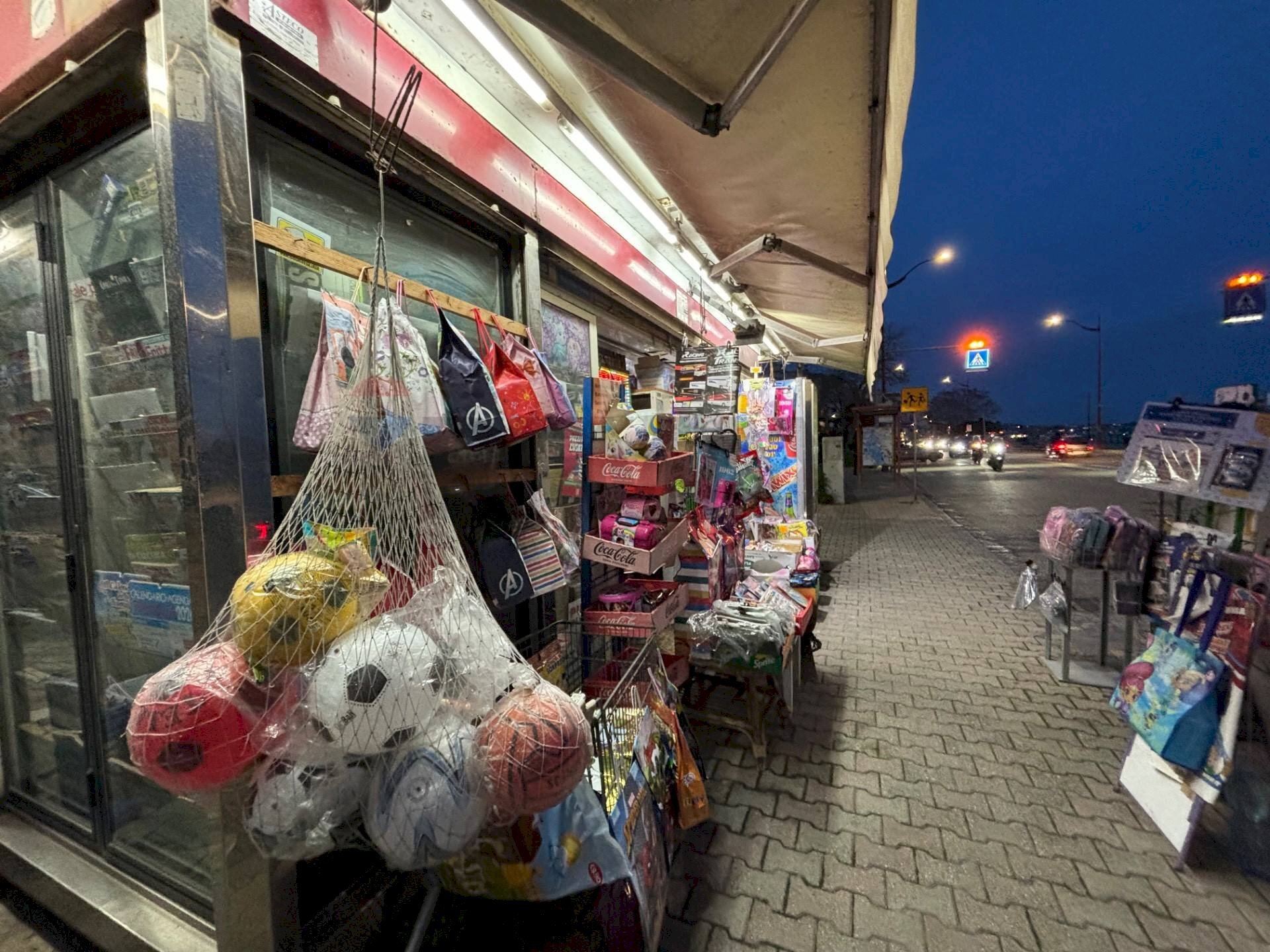 Non correlato - Attività Commerciale via consolare pompea
98, Messina - foto 3