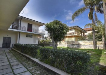 Casa all\'aperto - Appartamento VIA ALCIDE DE GASPERI
 
16, Tremestieri Etneo - foto 3