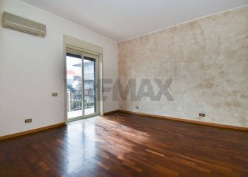 Stanza vuota - Appartamento VIA ALCIDE DE GASPERI
 
16, Tremestieri Etneo - foto 13