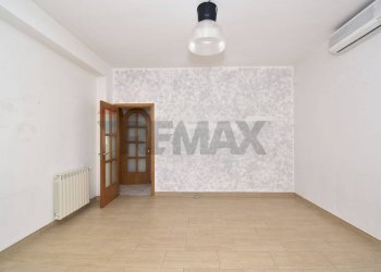 Stanza vuota - Appartamento VIA ALCIDE DE GASPERI
 
16, Tremestieri Etneo - foto 20