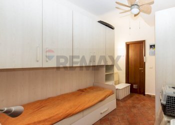 Camera / camera da letto - Trilocale via filippo anfuso
 
1, Viagrande - foto 17