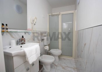 Bagno - Hotel Via Alessandro Manzoni
 
81, Catania - foto 13