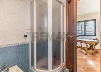 Bagno - Villa via roma ovest
 
40, Castelnuovo di Farfa - foto 43