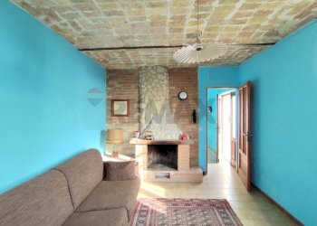 Soggiorno - Rustico via San Rocco
 
6, Ponzano Monferrato - foto 13