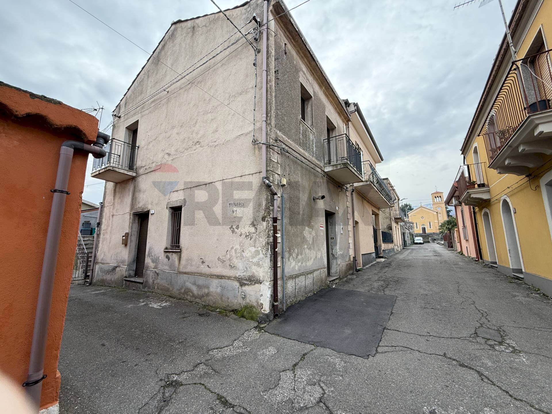 Edificio all\'aperto - Casa indipendente via magenta, Castiglione di Sicilia - foto 3