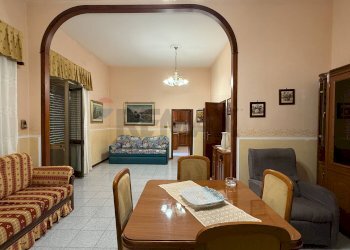 Sala da pranzo - Casa indipendente via magenta, Castiglione di Sicilia - foto 2