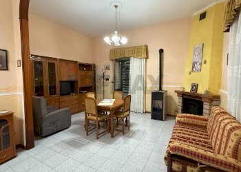 Sala da pranzo - Casa indipendente via magenta, Castiglione di Sicilia - foto 1