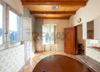 Sala da pranzo - Villa Carlino Dagalino
 
5, Zafferana Etnea - foto 37