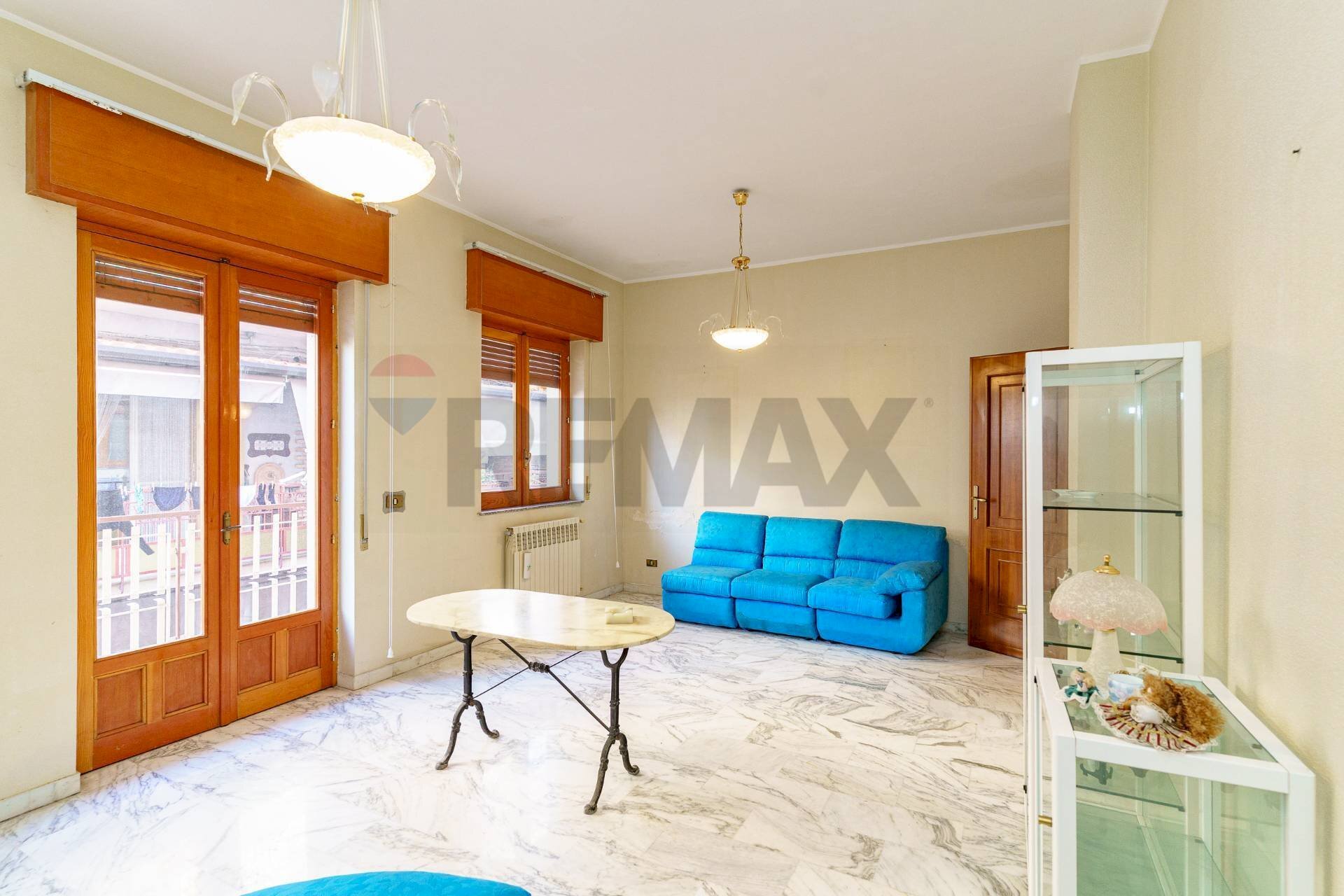 Soggiorno - Appartamento via Filippo Brunelleschi
 
104, Adrano - foto 3